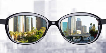 Photochromic lenses